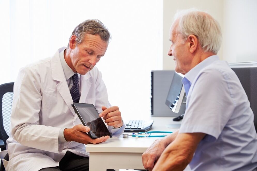 Patients with prostatitis at the appointment with the doctor